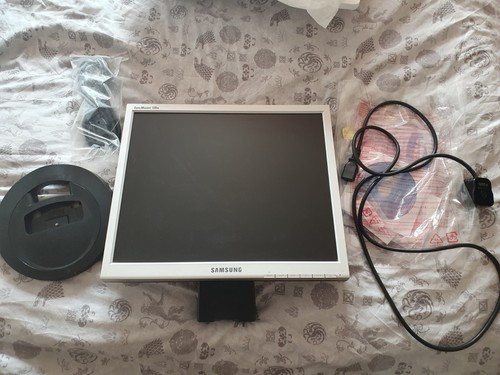 Samsung 720n syncmaster - samsung,