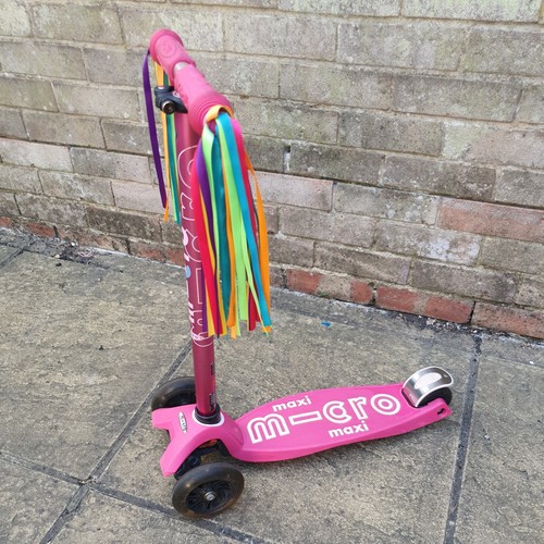 Maxi micro deluxe led scooter - deluxe,