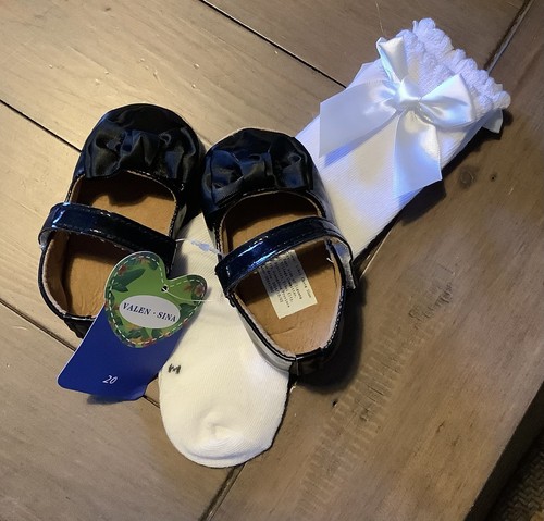 Black shiny baby girls shoes - black,