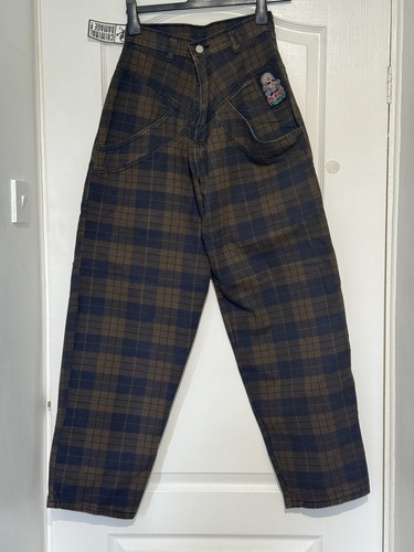 Criminal damage checked jeans - damage,