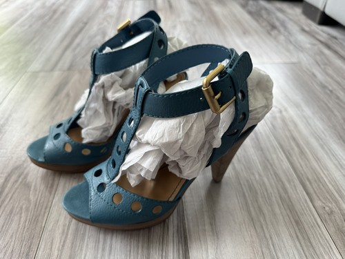 Women size nine west - 5,
