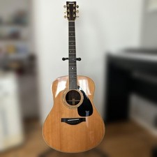 Yamaha Acoustic Guitar LL6
