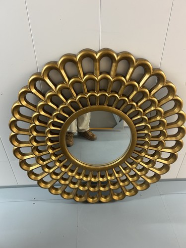 Large gold sunburst wall - gold,