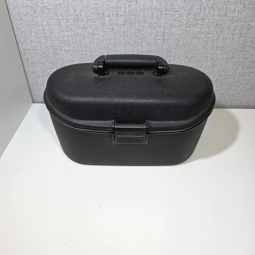 Vintage black hardshell