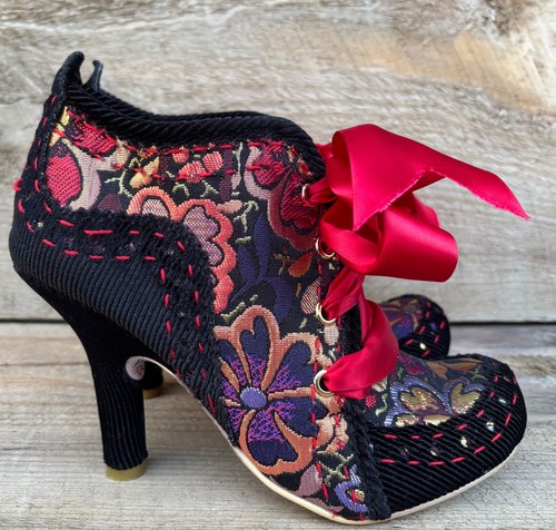 Irregular choice - irregular, (39/8.5)