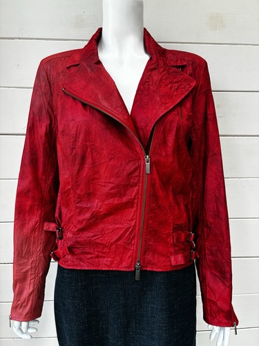 Quirky distressed faux - quirky, red