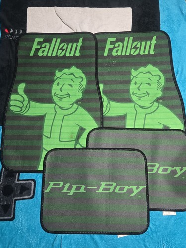 Fallout pip boy car - fallout,