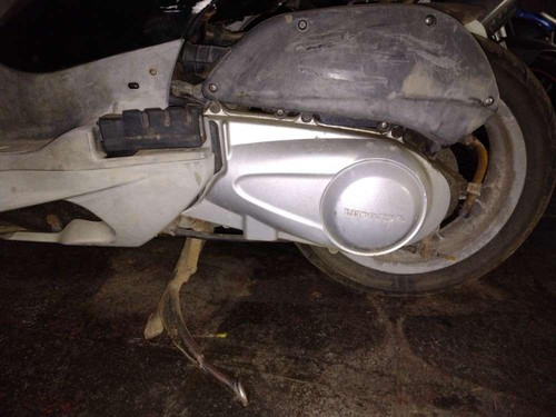2004 honda ses 125 - honda,