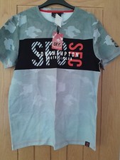 Southampton Football Club SFC Grey & White Tshirt Size M NEW With Tag (1719h)