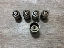 2004 VOLVO V40 LOCKING WHEEL NUTS SET WITH KEY