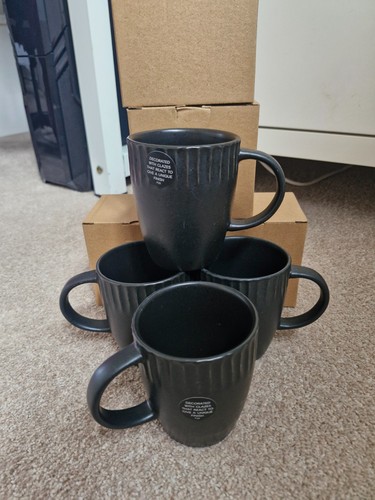 Black ribbed mugs - set, 4