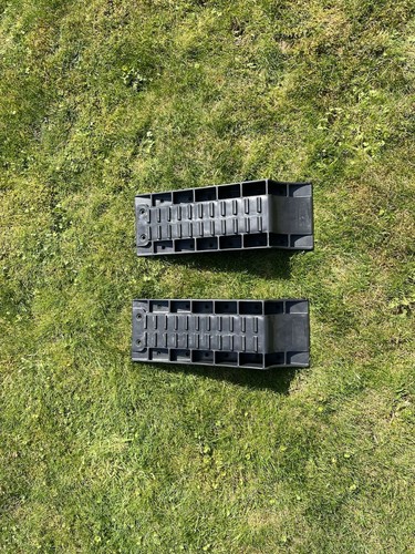 Drive onto ramps for - drive, caravans