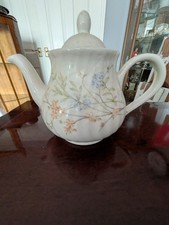Teapot by Arthur Wood
