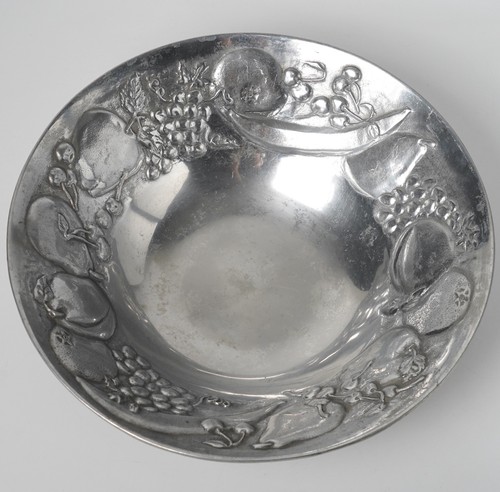Vintage wilton armetale fruit - vintage,
