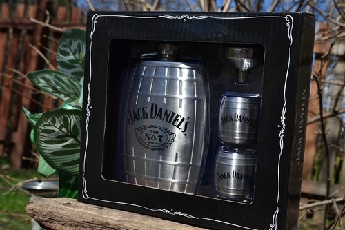 Jack daniels barrel - daniels, hip