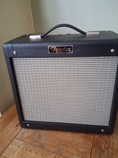 Fender Pro Junior IV 15W Valve Guitar Combo Amplifier .