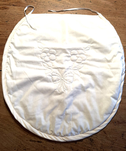 Vintage bathroom seat - vintage,