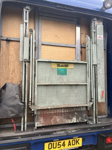 Ratcliff truck tail lift