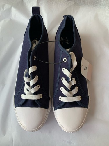 Bnwt canvas trainers - bnwt, tu