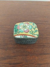 Vintage metal trinket box with - vintage,