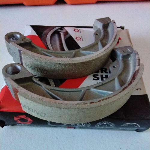Lambretta brake shoes - lambretta, dl