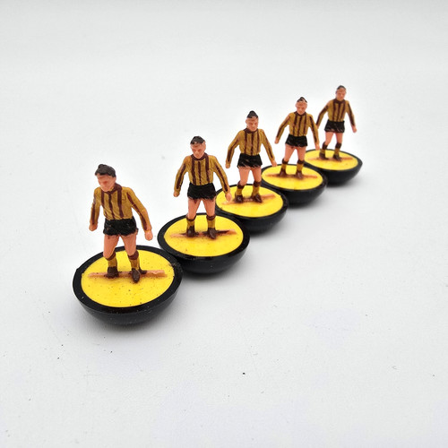 Vintage subbuteo loose players - loose,
