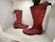 Vintage customised Knee High Riding Boot unisex size 8. Brand new sole 