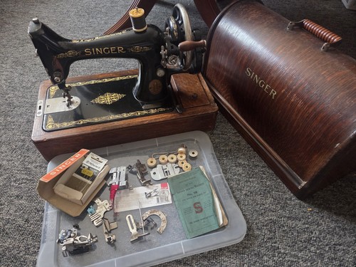 This singer sewing machine - singer, was