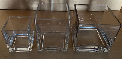 Three square vases - , for
