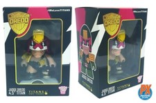 2000AD Titans Judge Dredd PX Exclusive Vinyl Figue Cursed Earth Version 