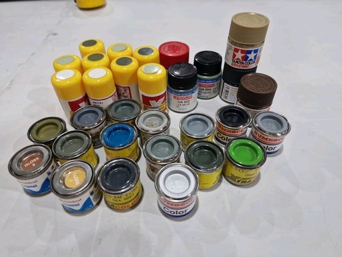 Model paint job - paint, lot