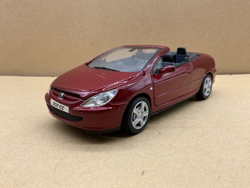 Scale peugeot 307cc - 1/24, ~
