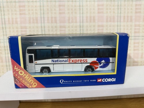 Corgi national express plaxton - corgi,