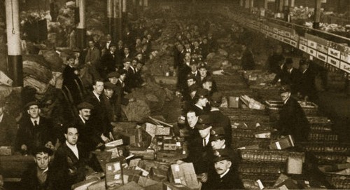 Sorting parcels post office - post,
