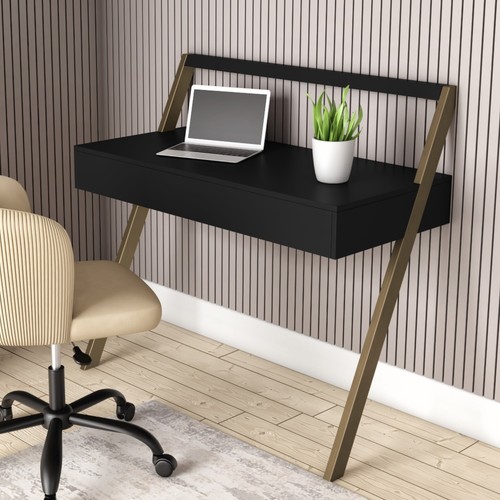 Solid acacia dark lacquered