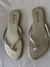 Pilyq Metalic Gold Leather