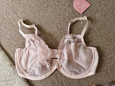 M & S Bra 38 DD . New with