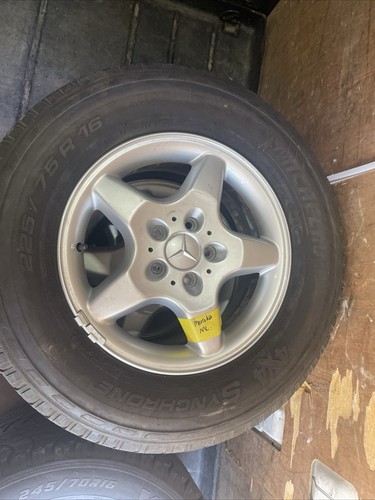 Mercedes alloys 3 with - 3,