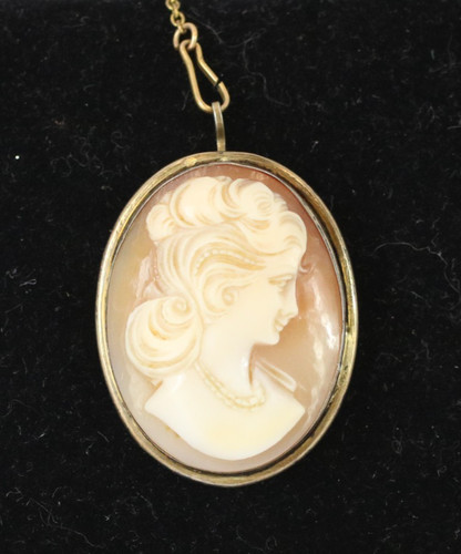 Vintage cameo brooch - cameo, yellow