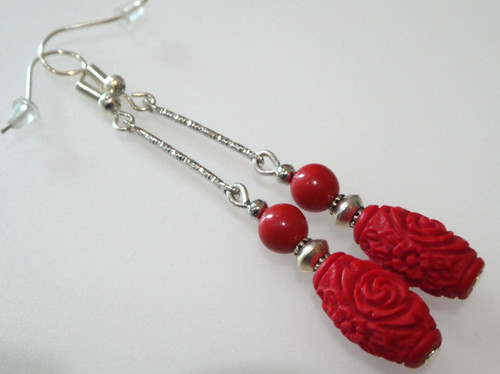 Vinatage look dangly long - dangly,