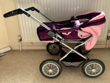Bayer Grand Combi Dolls Pram. Adjustable Handle Height. Folds Flat.