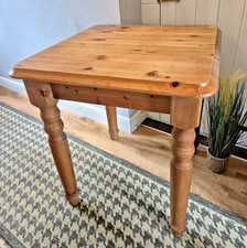 Vintage Square Small Solid