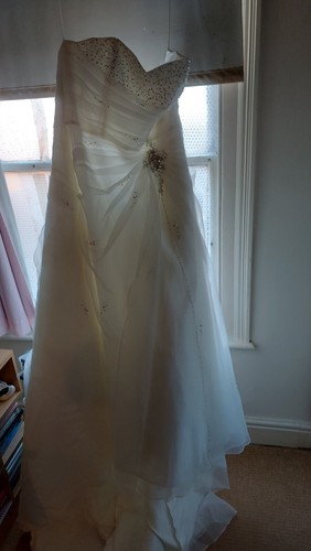 Stunning eden bridal fit - eden,