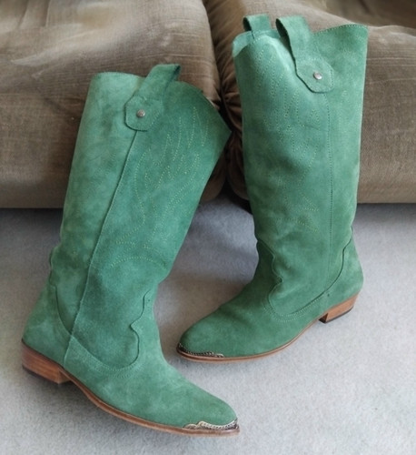 Red dead jade - dead, green
