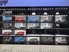 1:64 Mini GT Display with LED Lights for Model Car