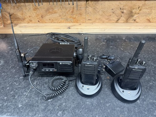 Motorola uhf dm4400e 2 x - uhf,