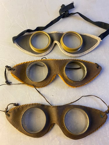 Vintage steampunk auto flying - steampunk,