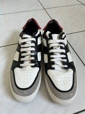 MENS *DKNY* TRAINER/PUMPS/DECK