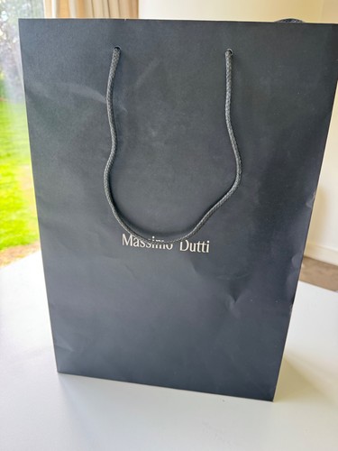 Massimo dutti store - ,