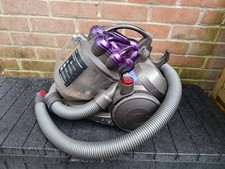 dyson dc19 vacuum cleaner